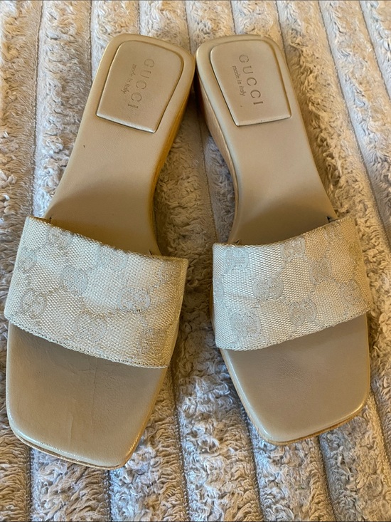 Gucci Shoes - Gucci Cream Beige Jacquard Slide Sandals